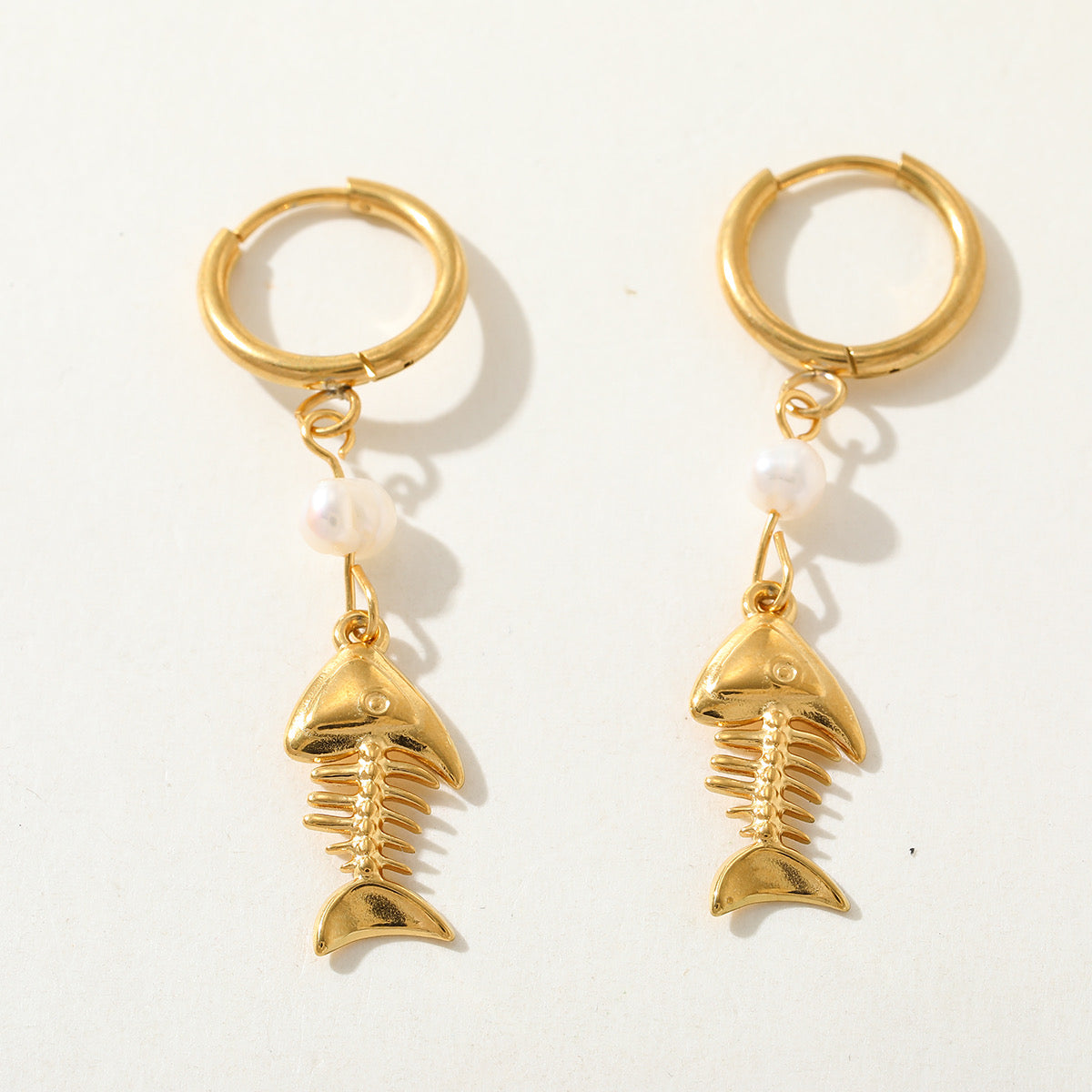 PENDIENTES PEZ DORADO